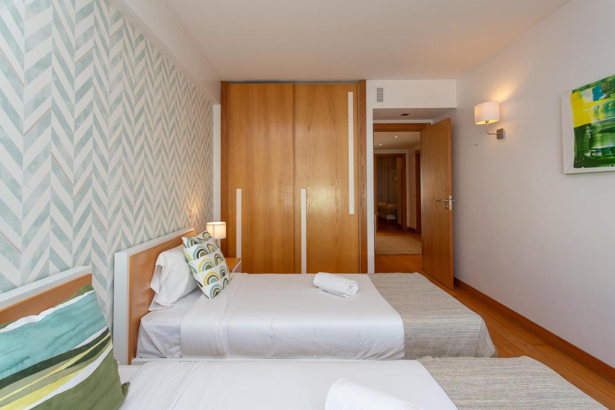 Beguest Premium Lisbon Suites Exterior photo